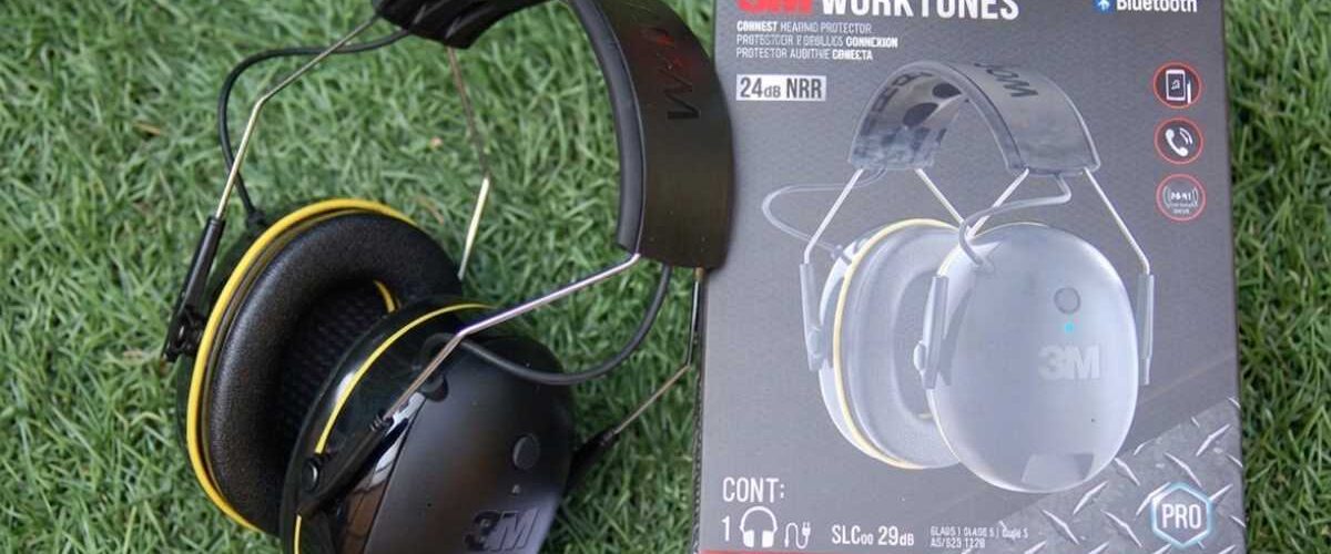 3M WorkTunes Connect Bluetooth headset and original packaging