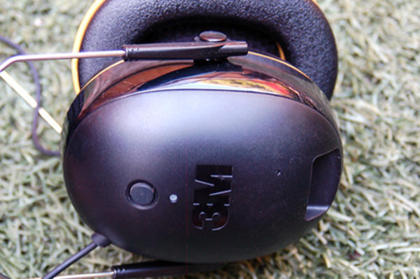 Side view of 3M WorkTunes single-button control interface