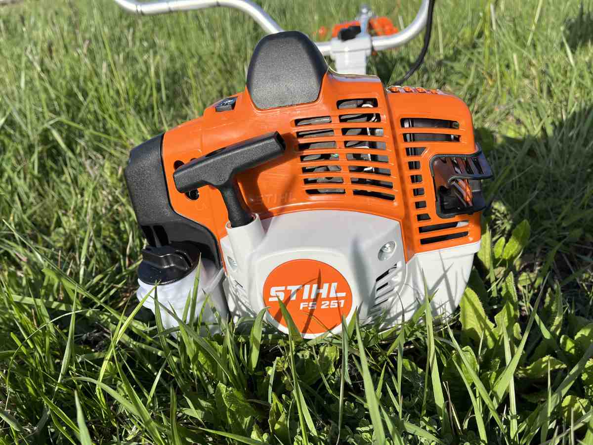 Stihl FS 251 Review: Why I Upgraded from the FS 200 | Earl Outdoors