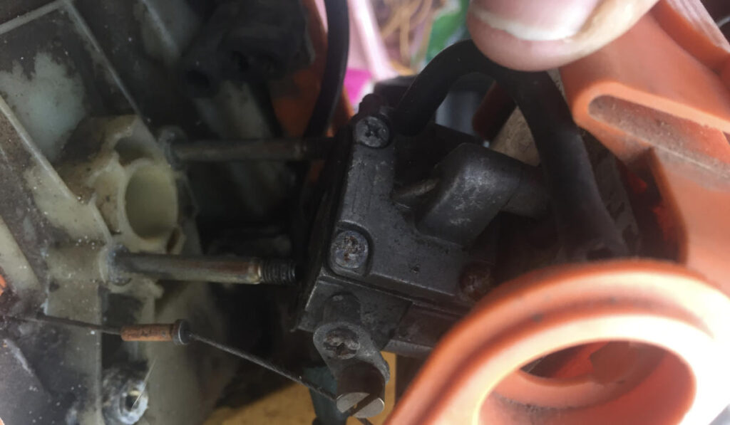 Stihl FS 200 carburetor and fuel line repair